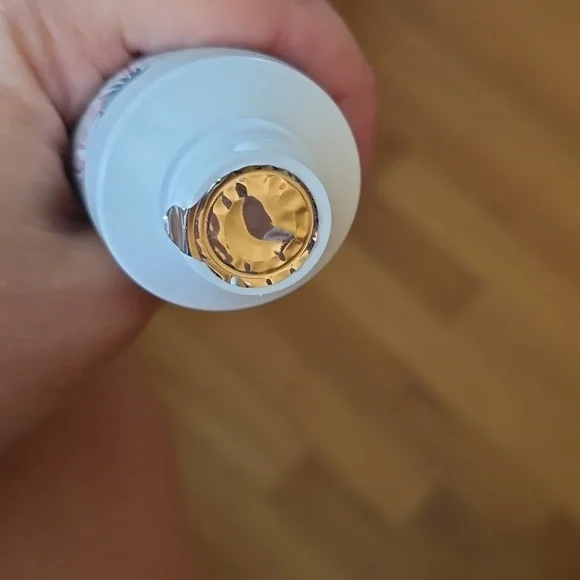 Scentsy Pink Coconut hand cream brand new - Picture 3 of 3